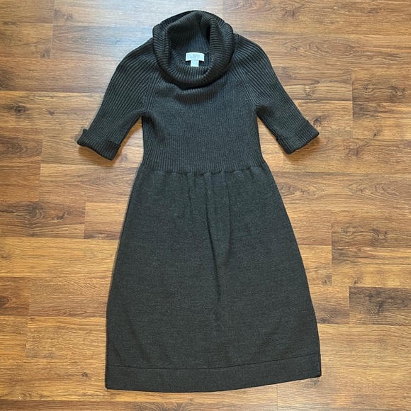 LOFT Dresses & Skirts - LOFT Dark Gray Long Sleeve Knit Dress